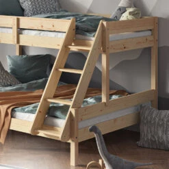 Etagenbett "Everest" Naturholz 140x200 / 90x200 Cm Mit 2 Matratzen Vitalispa -Vicco m5232 05 ol