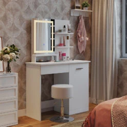 Schminktisch "Julia" Weiß Mit LED-Spiegel, Hocker Und QI-Ladestation Vicco 14 Schminktisch "Julia" Weiß Mit LED-Spiegel, Hocker Und QI-Ladestation Vicco -Vicco m6234 hw 04 ol